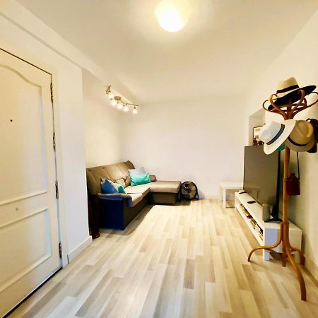 Valencia Guest Rooms Near The Beach In Shared Apartment Valência Exterior foto
